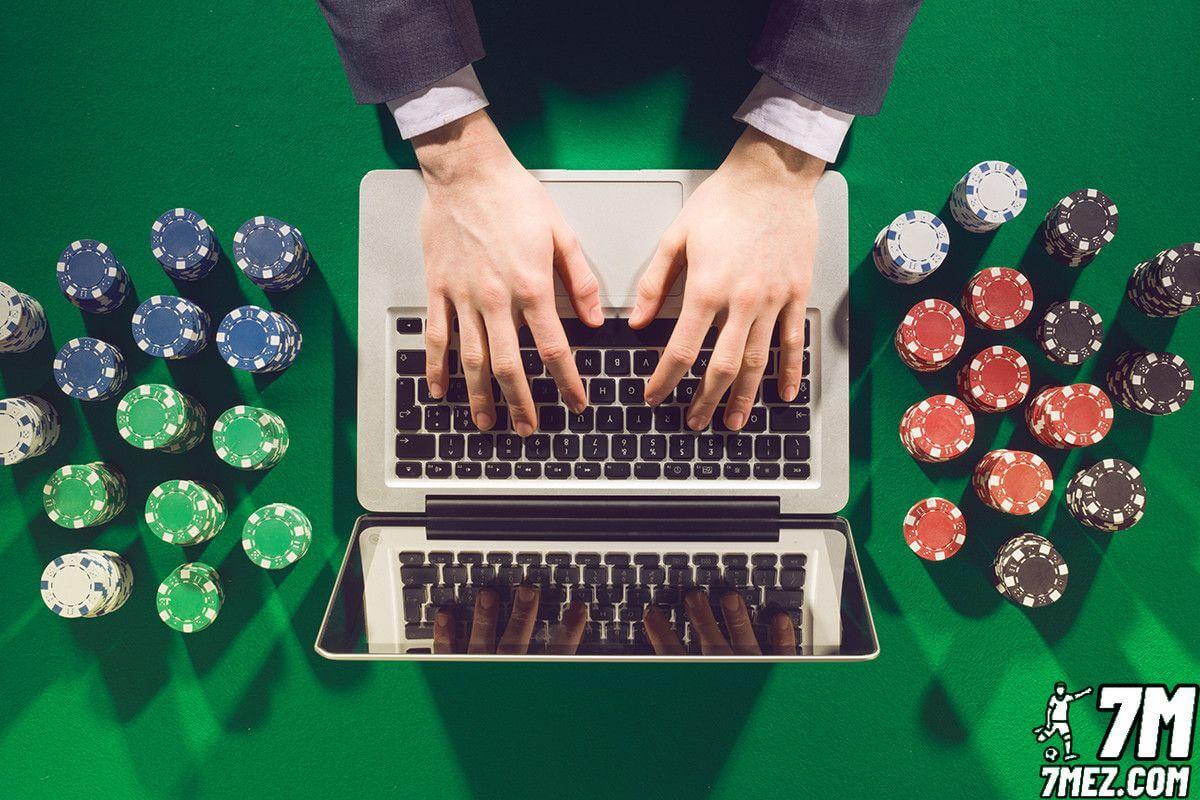 Các chiến lược tối ưu để chơi bài xì tố poker hands như một chuyên gia
